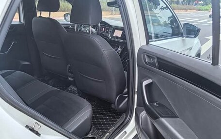 Volkswagen T-Roc I, 2021 год, 1 490 000 рублей, 10 фотография