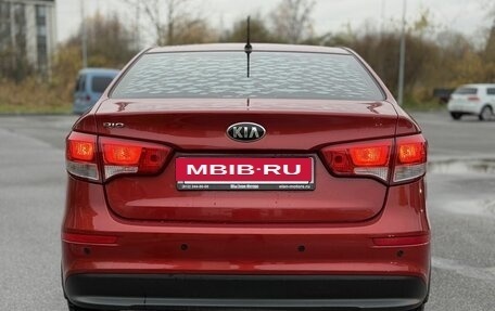 KIA Rio III рестайлинг, 2015 год, 910 000 рублей, 5 фотография