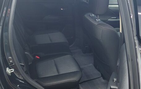 Mitsubishi Outlander III рестайлинг 3, 2017 год, 1 650 000 рублей, 5 фотография