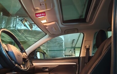 Mitsubishi Outlander III рестайлинг 3, 2017 год, 1 650 000 рублей, 7 фотография