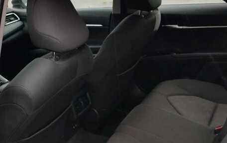 Toyota Camry, 2020 год, 2 600 000 рублей, 6 фотография