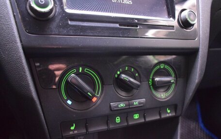 Skoda Rapid I, 2018 год, 850 000 рублей, 12 фотография