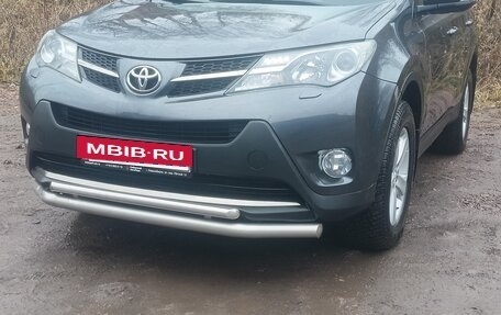 Toyota RAV4, 2013 год, 2 100 000 рублей, 2 фотография