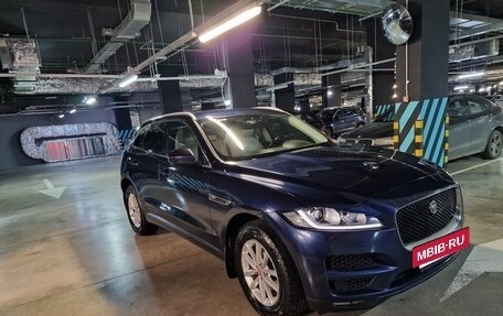 Jaguar F-Pace, 2017 год, 2 700 000 рублей, 4 фотография