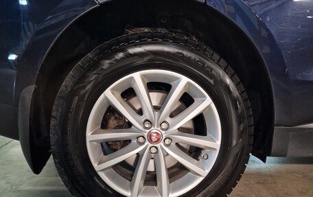 Jaguar F-Pace, 2017 год, 2 700 000 рублей, 6 фотография