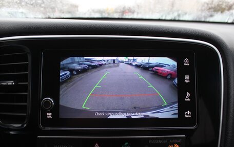 Mitsubishi Outlander III рестайлинг 3, 2018 год, 1 849 990 рублей, 13 фотография