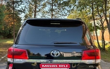 Toyota Land Cruiser 200, 2017 год, 5 500 000 рублей, 8 фотография