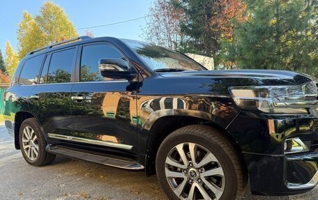 Toyota Land Cruiser 200, 2017 год, 5 500 000 рублей, 10 фотография