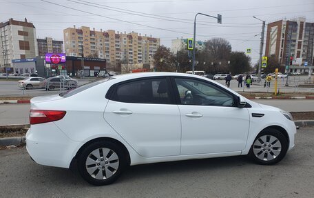 KIA Rio III рестайлинг, 2013 год, 900 000 рублей, 8 фотография