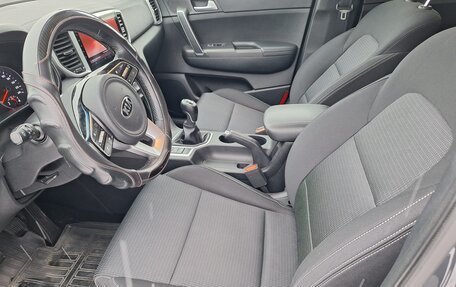 KIA Sportage IV рестайлинг, 2020 год, 1 780 000 рублей, 7 фотография