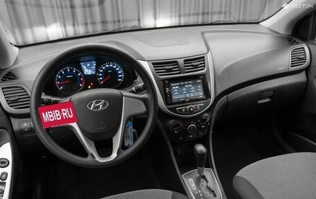 Hyundai Solaris II рестайлинг, 2011 год, 740 000 рублей, 8 фотография