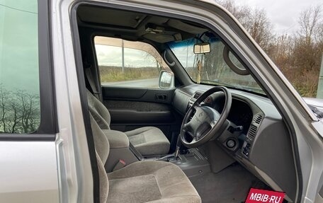 Nissan Safari IV, 1998 год, 1 450 000 рублей, 17 фотография