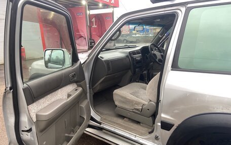 Nissan Safari IV, 1998 год, 1 450 000 рублей, 31 фотография