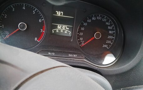 Volkswagen Polo VI (EU Market), 2019 год, 1 350 000 рублей, 2 фотография