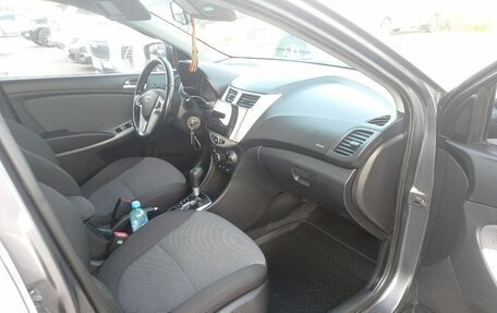 Hyundai Solaris II рестайлинг, 2012 год, 745 000 рублей, 15 фотография