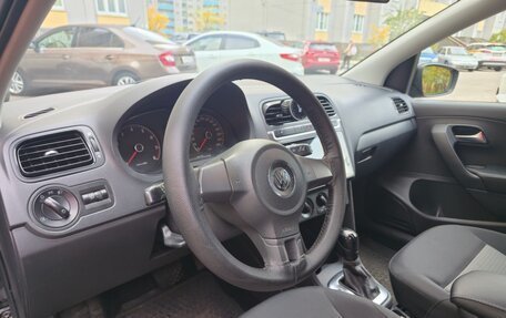 Volkswagen Polo VI (EU Market), 2012 год, 750 000 рублей, 9 фотография