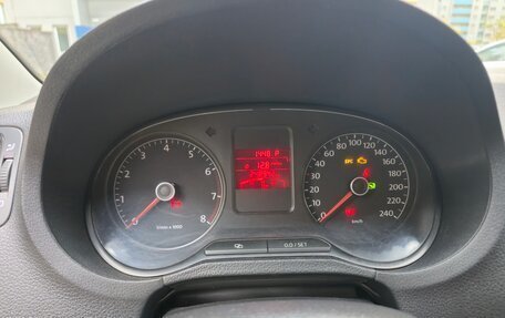 Volkswagen Polo VI (EU Market), 2012 год, 750 000 рублей, 11 фотография