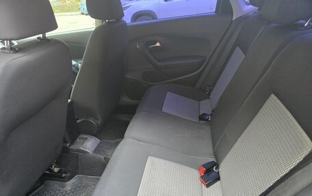 Volkswagen Polo VI (EU Market), 2012 год, 750 000 рублей, 15 фотография