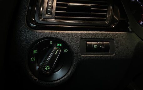 Skoda Rapid I, 2015 год, 1 100 000 рублей, 16 фотография