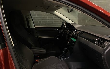 Skoda Rapid I, 2015 год, 1 100 000 рублей, 10 фотография