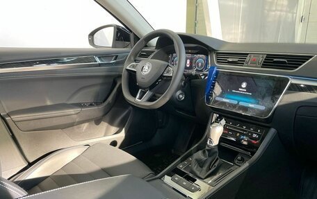 Skoda Superb III рестайлинг, 2025 год, 3 990 000 рублей, 9 фотография