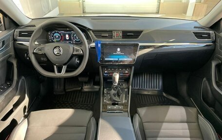 Skoda Superb III рестайлинг, 2025 год, 3 990 000 рублей, 10 фотография