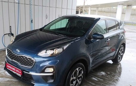 KIA Sportage IV рестайлинг, 2020 год, 2 300 000 рублей, 1 фотография