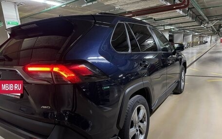 Toyota RAV4, 2020 год, 3 100 000 рублей, 3 фотография