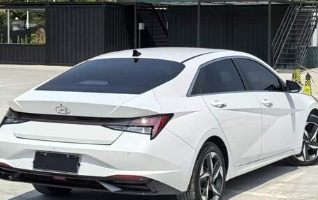 Hyundai Elantra, 2022 год, 1 600 000 рублей, 3 фотография