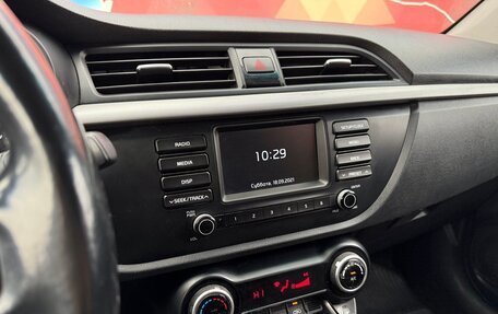 KIA Rio IV, 2018 год, 1 400 000 рублей, 15 фотография