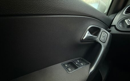 Volkswagen Polo VI (EU Market), 2012 год, 500 000 рублей, 14 фотография