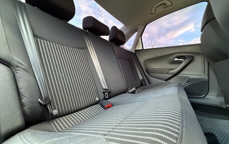 Volkswagen Polo VI (EU Market), 2012 год, 500 000 рублей, 16 фотография