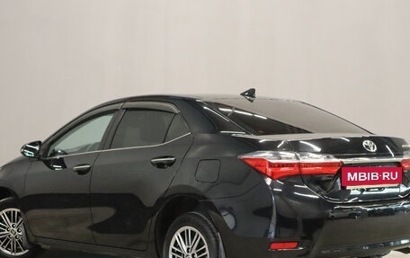 Toyota Corolla, 2018 год, 1 949 000 рублей, 6 фотография