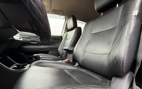 Mitsubishi Outlander III рестайлинг 3, 2016 год, 1 680 000 рублей, 18 фотография