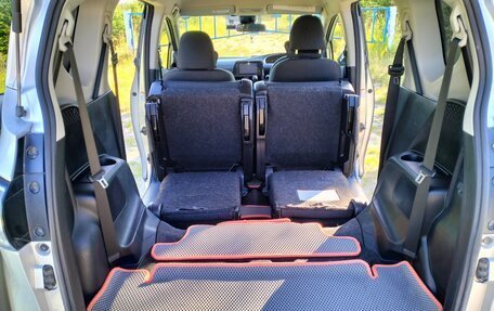 Toyota Sienta II, 2020 год, 1 700 000 рублей, 25 фотография