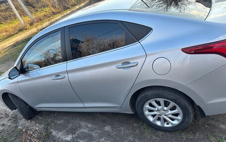 Hyundai Solaris II рестайлинг, 2018 год, 1 520 000 рублей, 6 фотография
