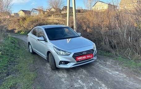 Hyundai Solaris II рестайлинг, 2018 год, 1 520 000 рублей, 3 фотография