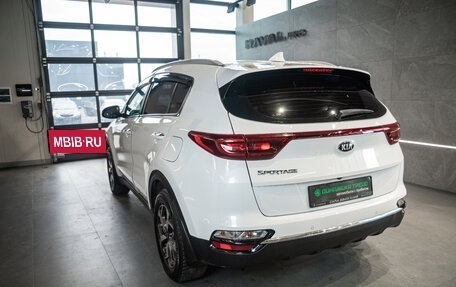 KIA Sportage IV рестайлинг, 2020 год, 2 449 000 рублей, 6 фотография