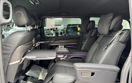 Mercedes-Benz V-Класс, 2025 год, 17 400 000 рублей, 22 фотография