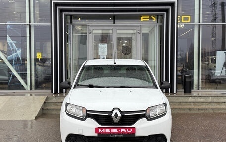 Renault Logan II, 2015 год, 560 000 рублей, 2 фотография