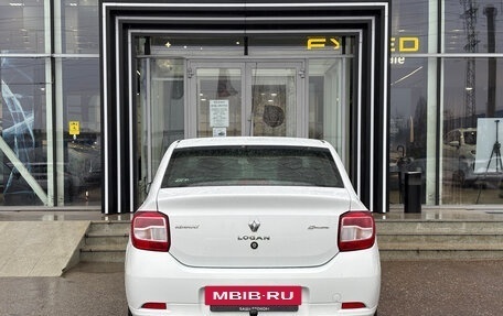 Renault Logan II, 2015 год, 560 000 рублей, 5 фотография