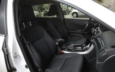 Honda Accord IX рестайлинг, 2013 год, 1 490 000 рублей, 16 фотография