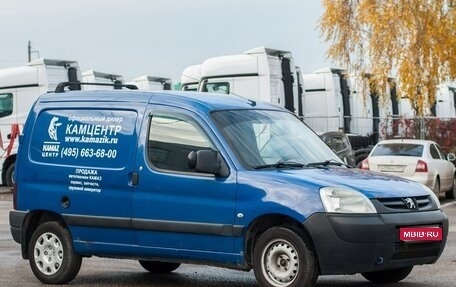 Peugeot Partner II рестайлинг 2, 2011 год, 380 000 рублей, 1 фотография