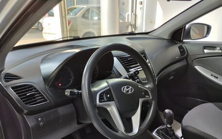 Hyundai Solaris II рестайлинг, 2013 год, 779 000 рублей, 8 фотография