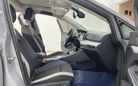 Volkswagen Golf VIII, 2022 год, 1 876 732 рублей, 12 фотография