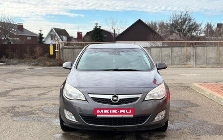 Opel Astra J, 2011 год, 750 000 рублей, 3 фотография