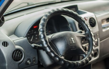 Peugeot Partner II рестайлинг 2, 2011 год, 380 000 рублей, 9 фотография