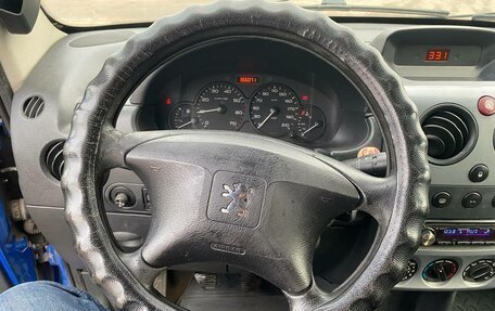 Peugeot Partner II рестайлинг 2, 2011 год, 380 000 рублей, 14 фотография