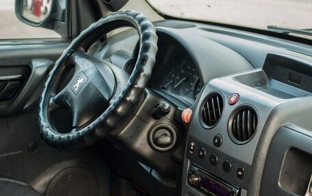 Peugeot Partner II рестайлинг 2, 2011 год, 380 000 рублей, 10 фотография