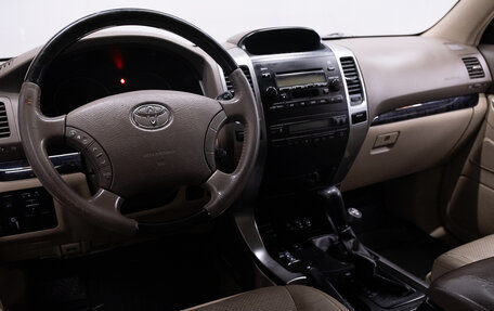 Toyota Land Cruiser Prado 120 рестайлинг, 2008 год, 2 749 000 рублей, 11 фотография